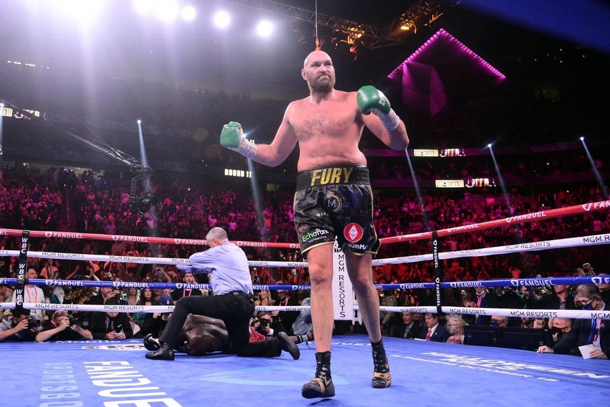 Tyson Fury-Oleksandr Usyk heavyweight bout postponed to May 18