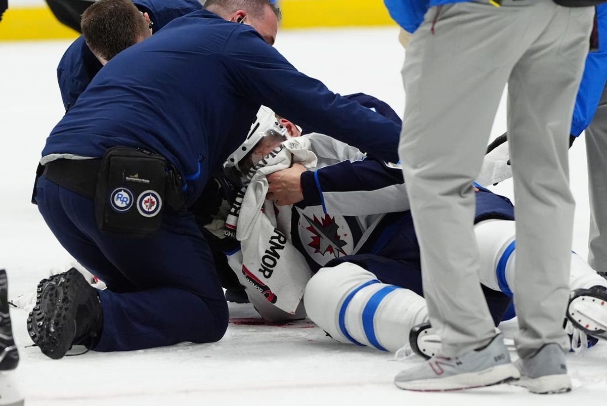 Jets F Vladislav Namestnikov, D Brenden Dillon out for Game 5