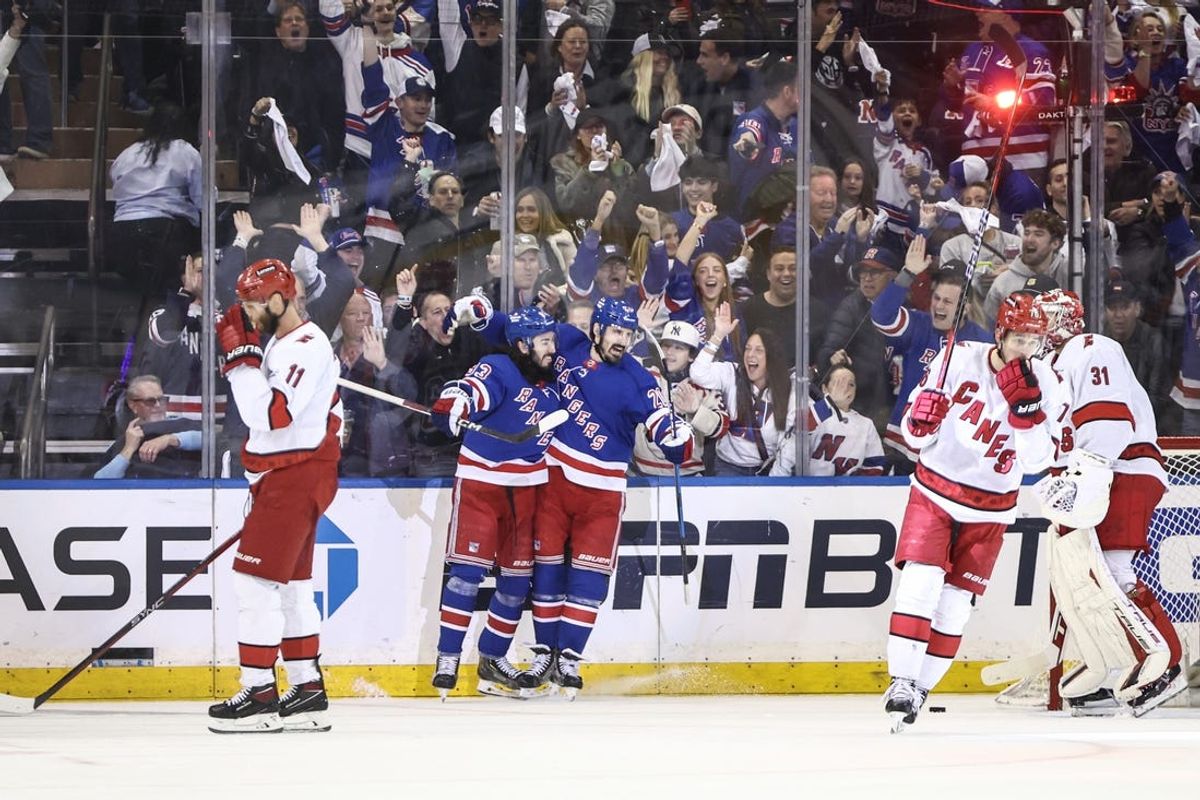 Mika Zibanejad, Rangers hold off Hurricanes in Game 1