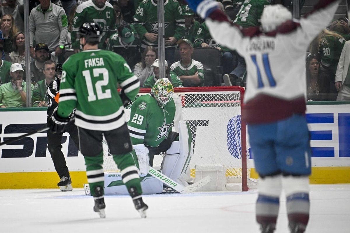 Needing to dig out of another hole, Stars face Avs