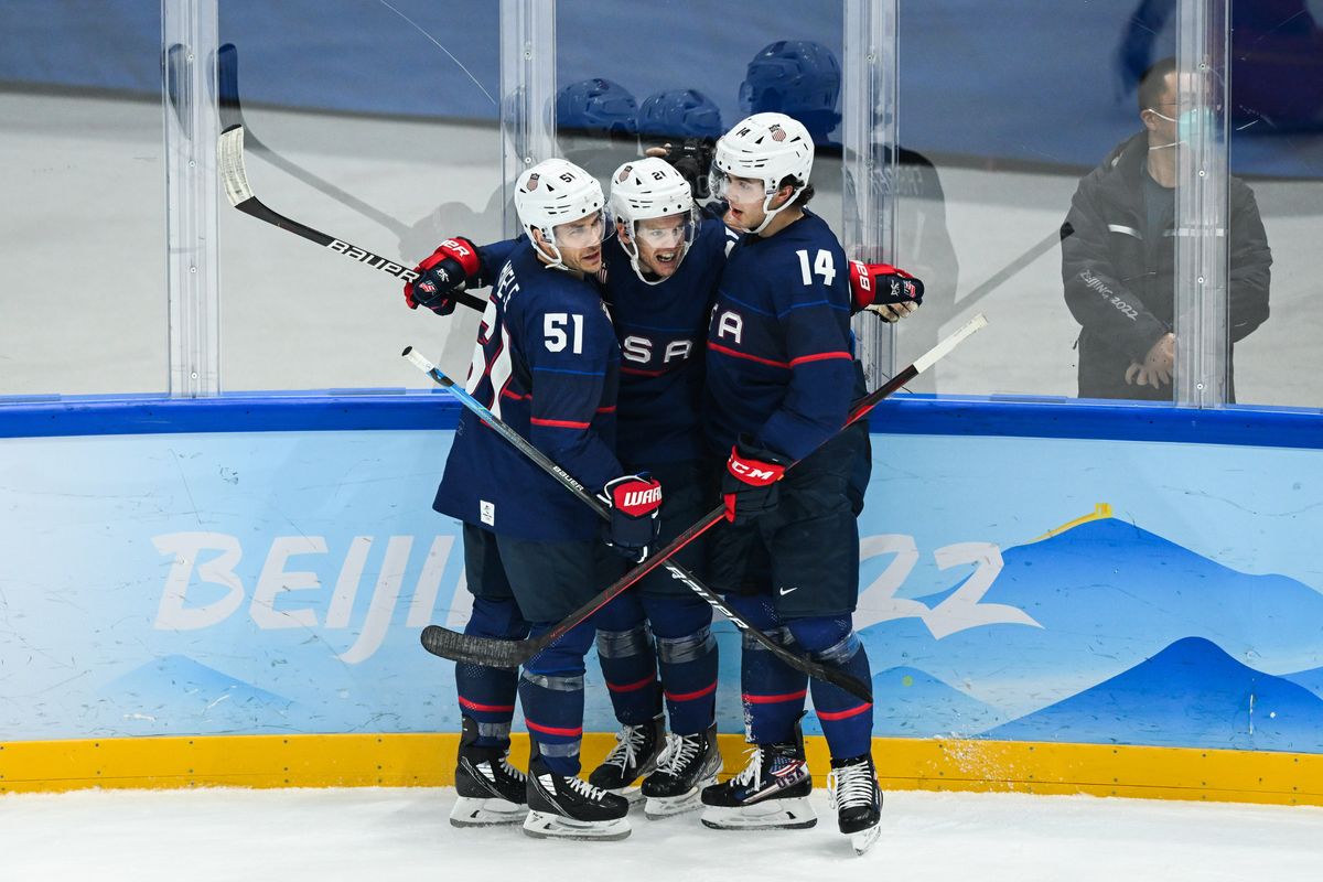 No NHL stars, but plenty of drama for Team USA men's hockey