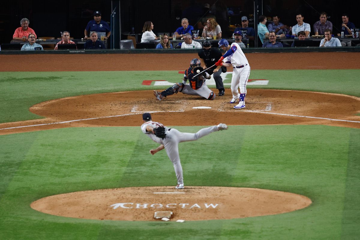 ¿Podrían los Texas Rangers, por favor <i>,</i> derribar a los Astros?