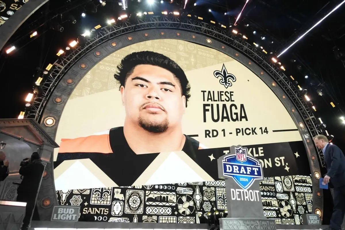 Saints sign first-round OT Taliese Fuaga to $17.3M deal